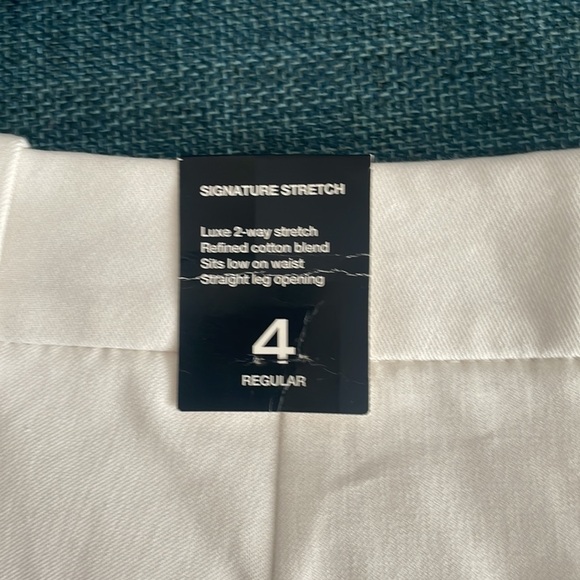 The Limited Signature Stretch Pants - Picture 4 of 6